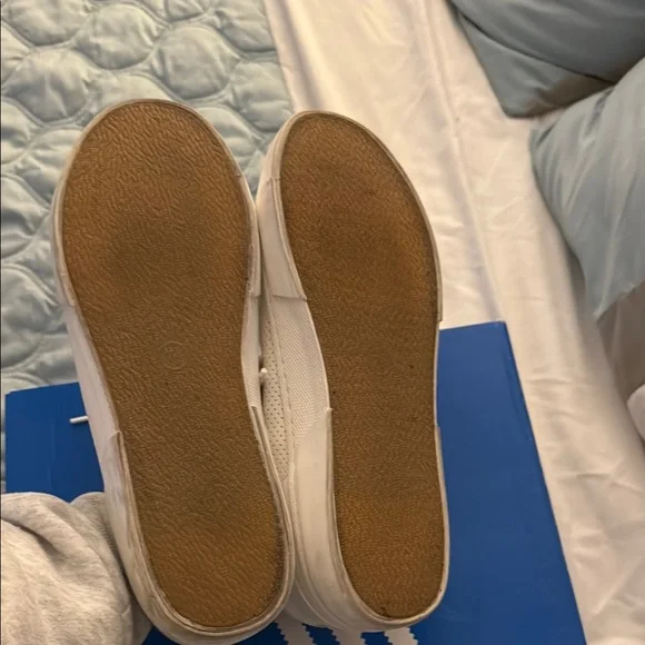 A New Day Women's White Sneakers - Picture 4 of 4